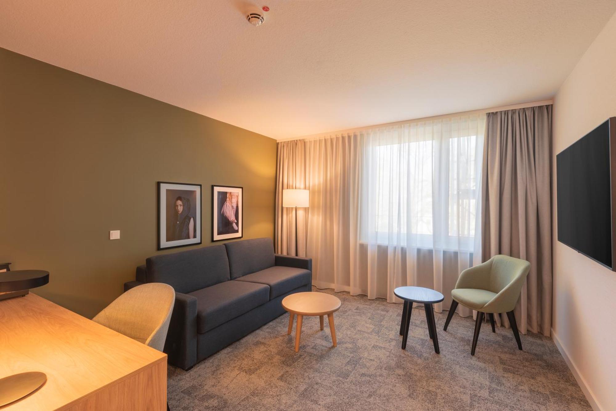 Junior Suite,1658068881:JPEG