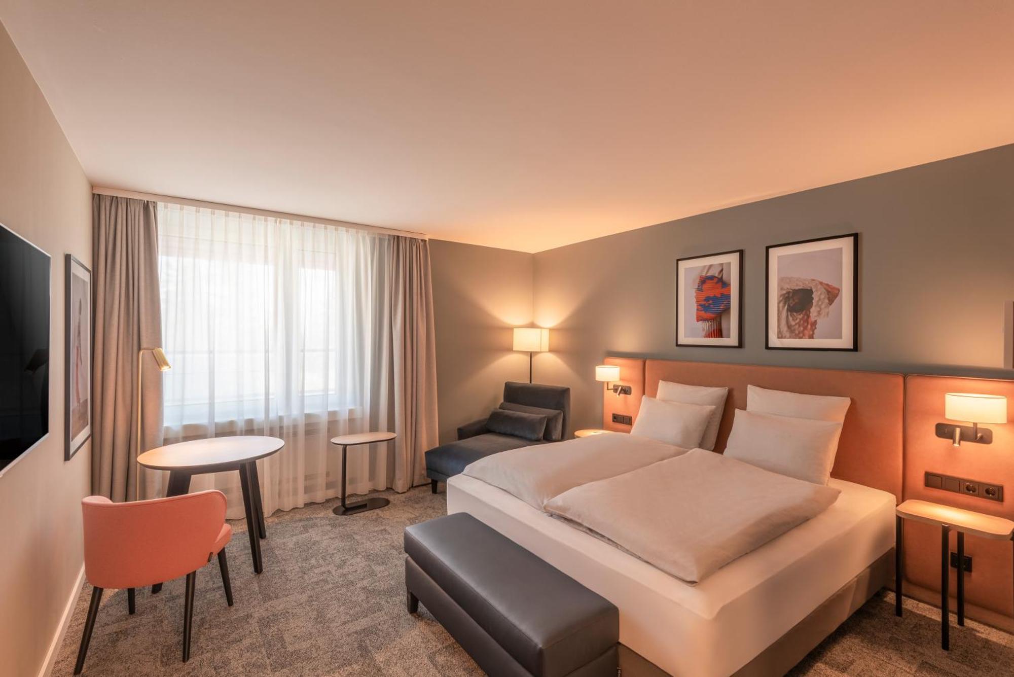 Superior King Room,1658068890:JPEG